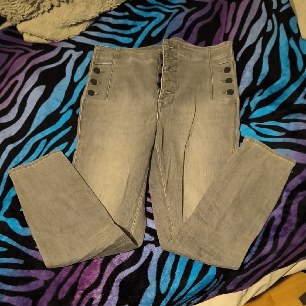 J Brand | High Rise Gray Jeans